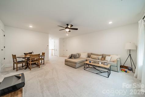 1402 Encore Lane Waxhaw NC 28173