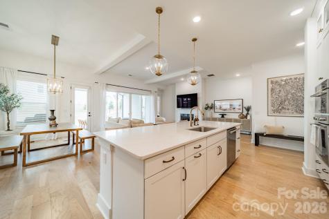 1402 Encore Lane Waxhaw NC 28173