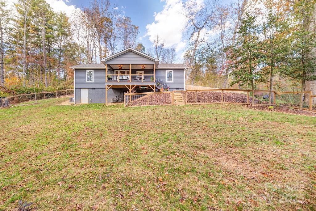 15 Edmond Woods Place Fairview NC 28730