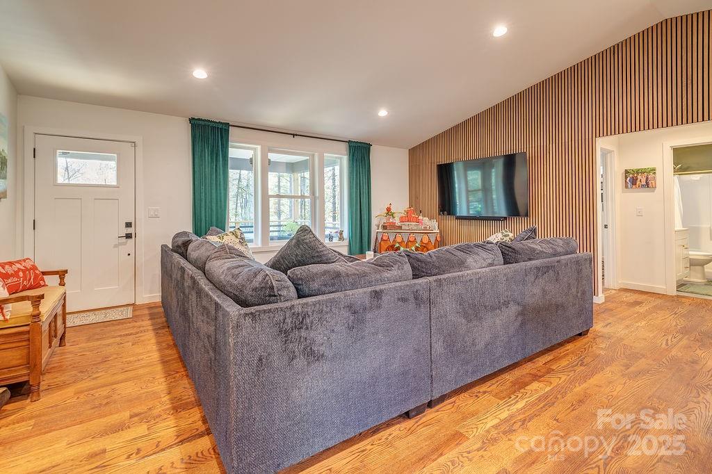 15 Edmond Woods Place Fairview NC 28730