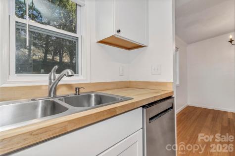 118 Heather Drive Asheville NC 28806