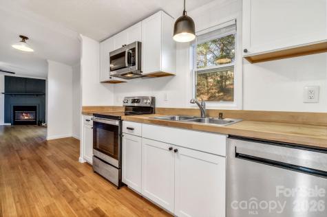 118 Heather Drive Asheville NC 28806