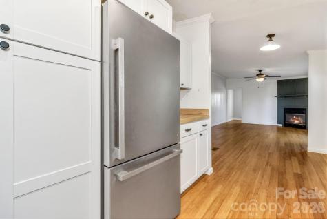 118 Heather Drive Asheville NC 28806