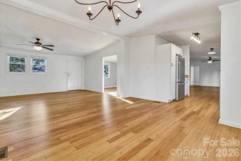 118 Heather Drive Asheville NC 28806