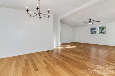 118 Heather Drive Asheville NC 28806