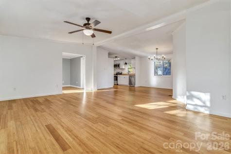 118 Heather Drive Asheville NC 28806