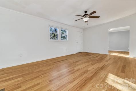 118 Heather Drive Asheville NC 28806