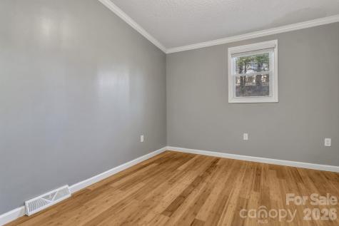 118 Heather Drive Asheville NC 28806