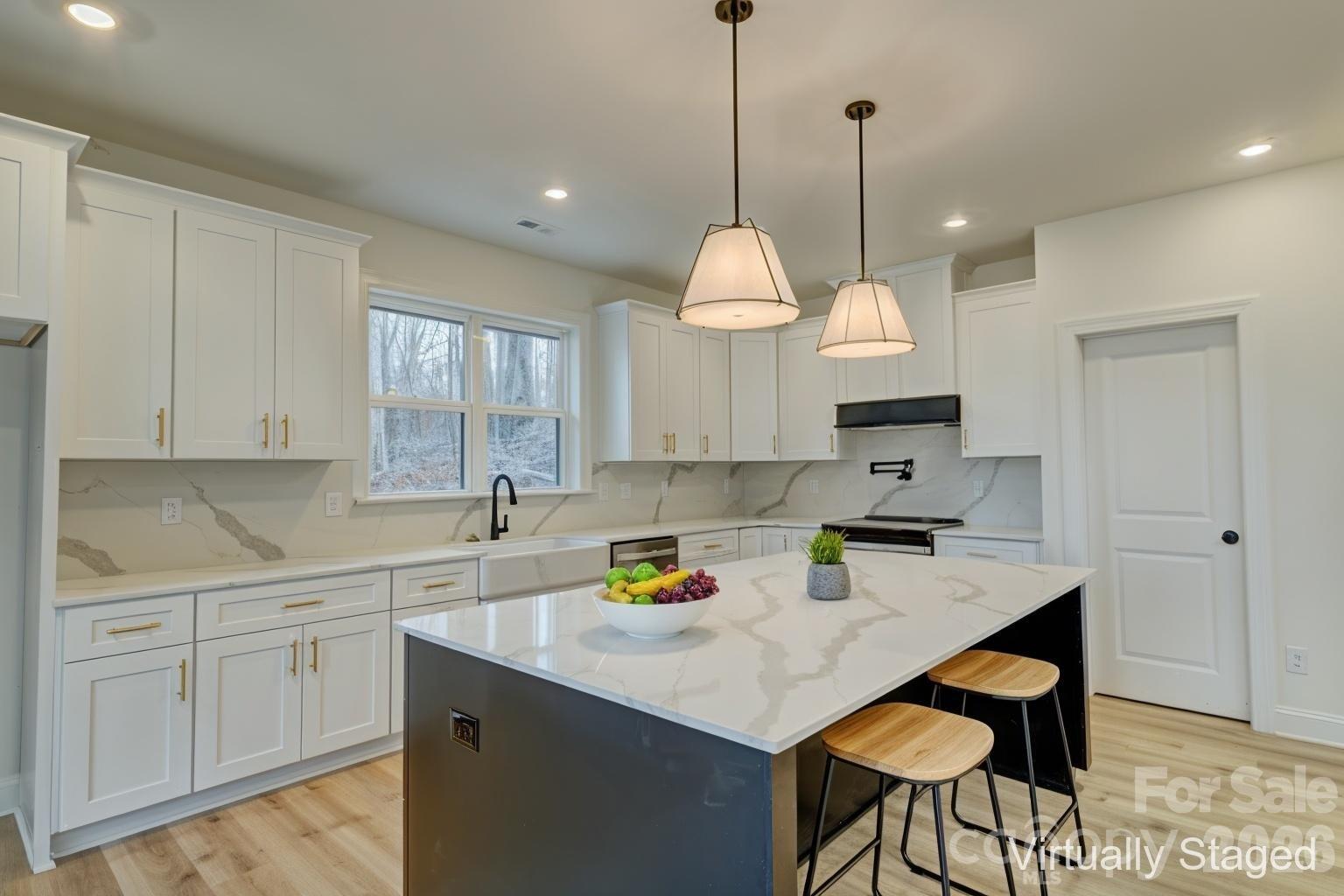 1041 Harrogate Drive Bessemer City NC 28016