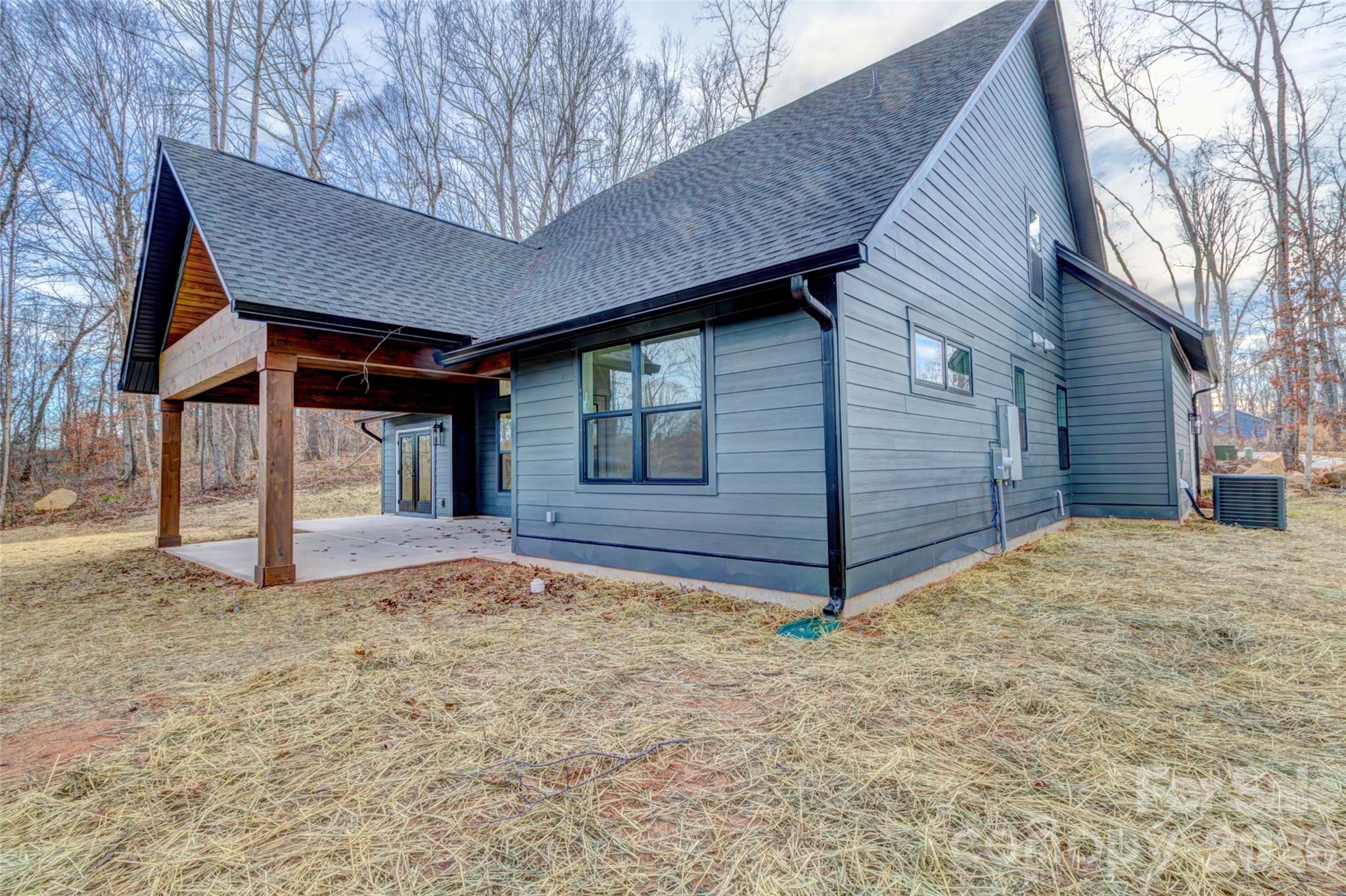 1041 Harrogate Drive Bessemer City NC 28016