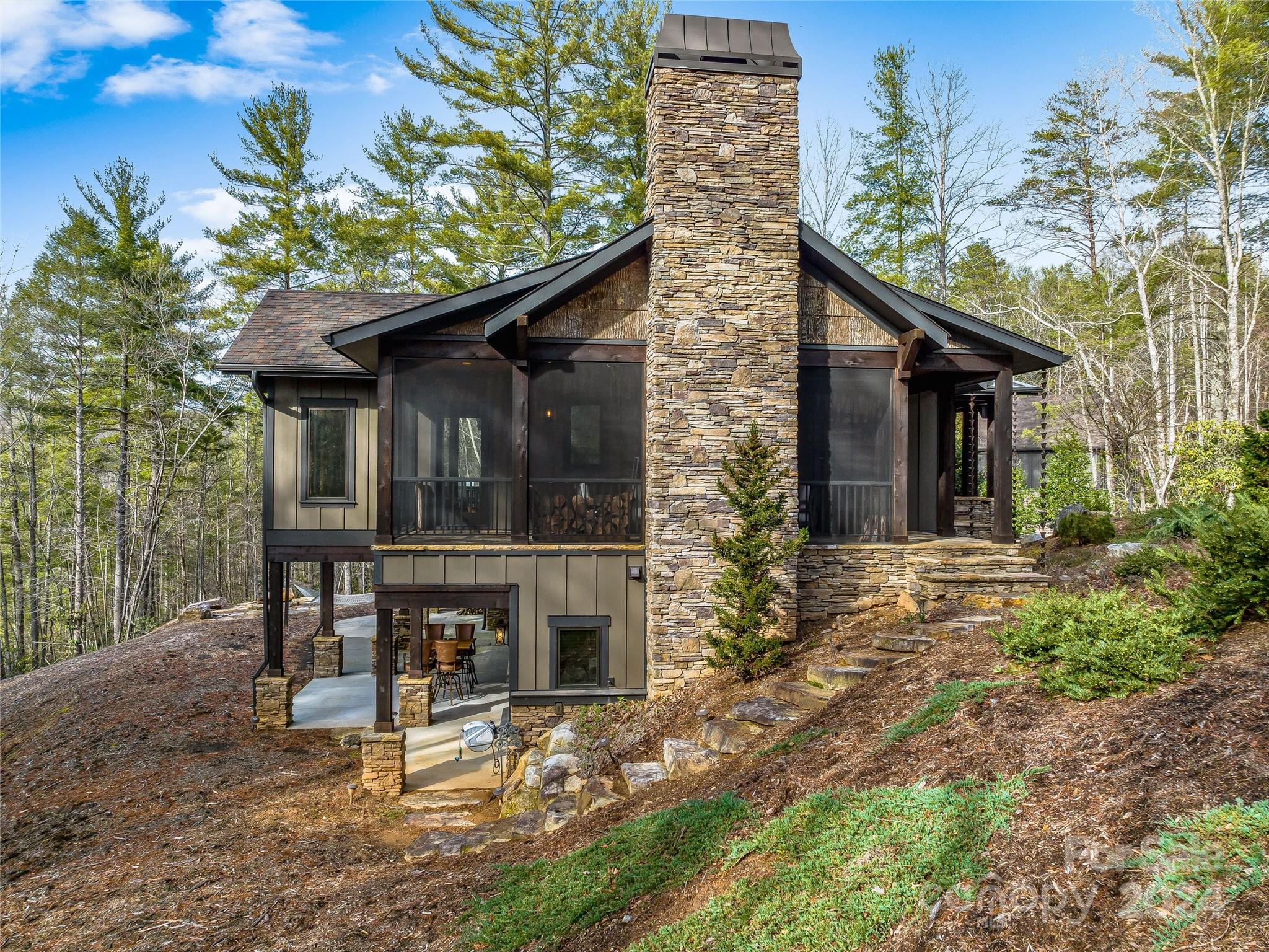 2300 Obeth Road Nebo NC 28761