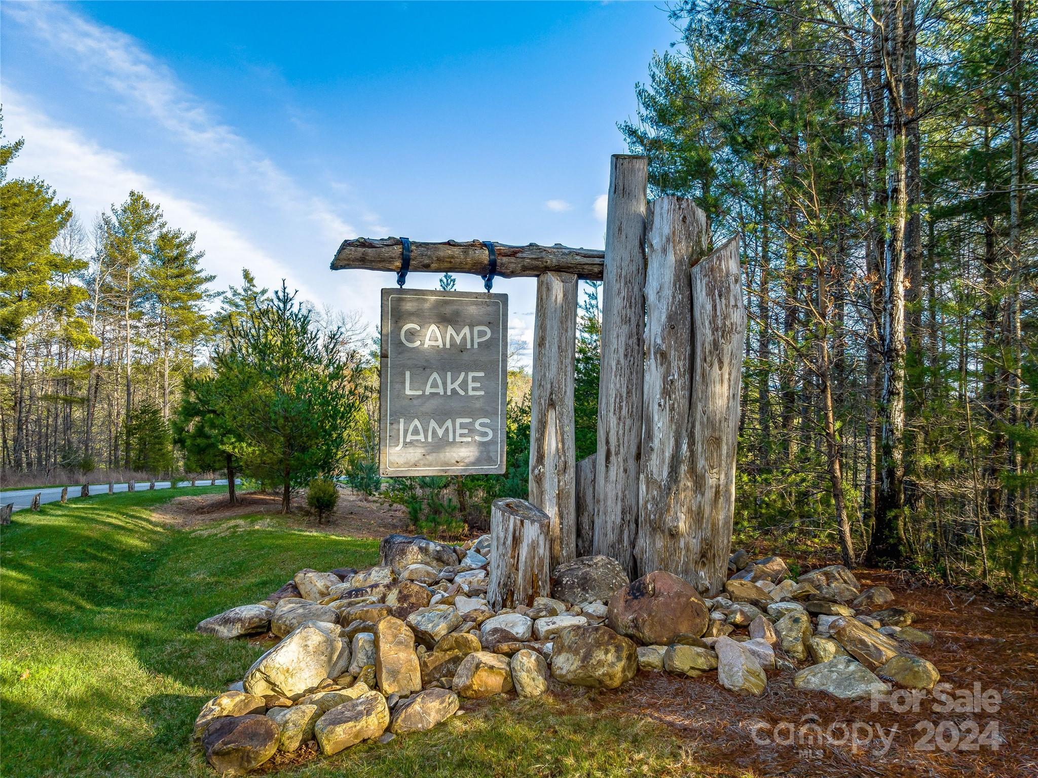 2300 Obeth Road Nebo NC 28761