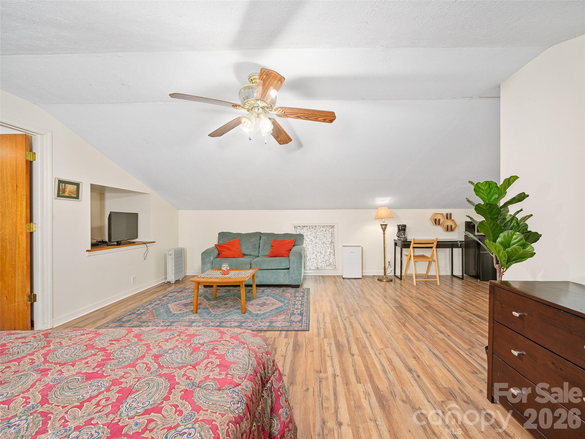 137 Mountain Farm Road Burnsville NC 28714