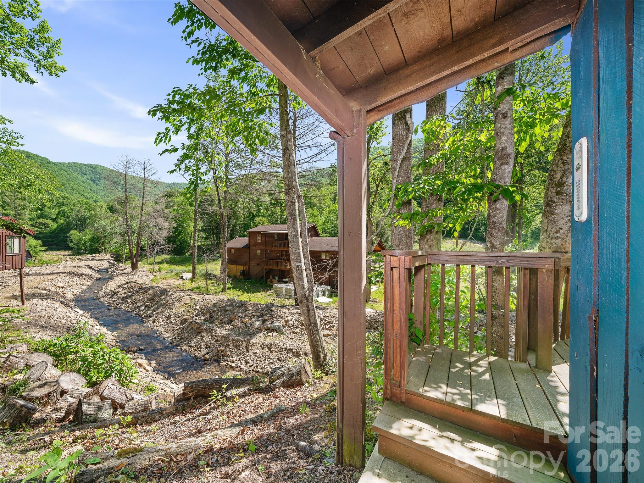 137 Mountain Farm Road Burnsville NC 28714