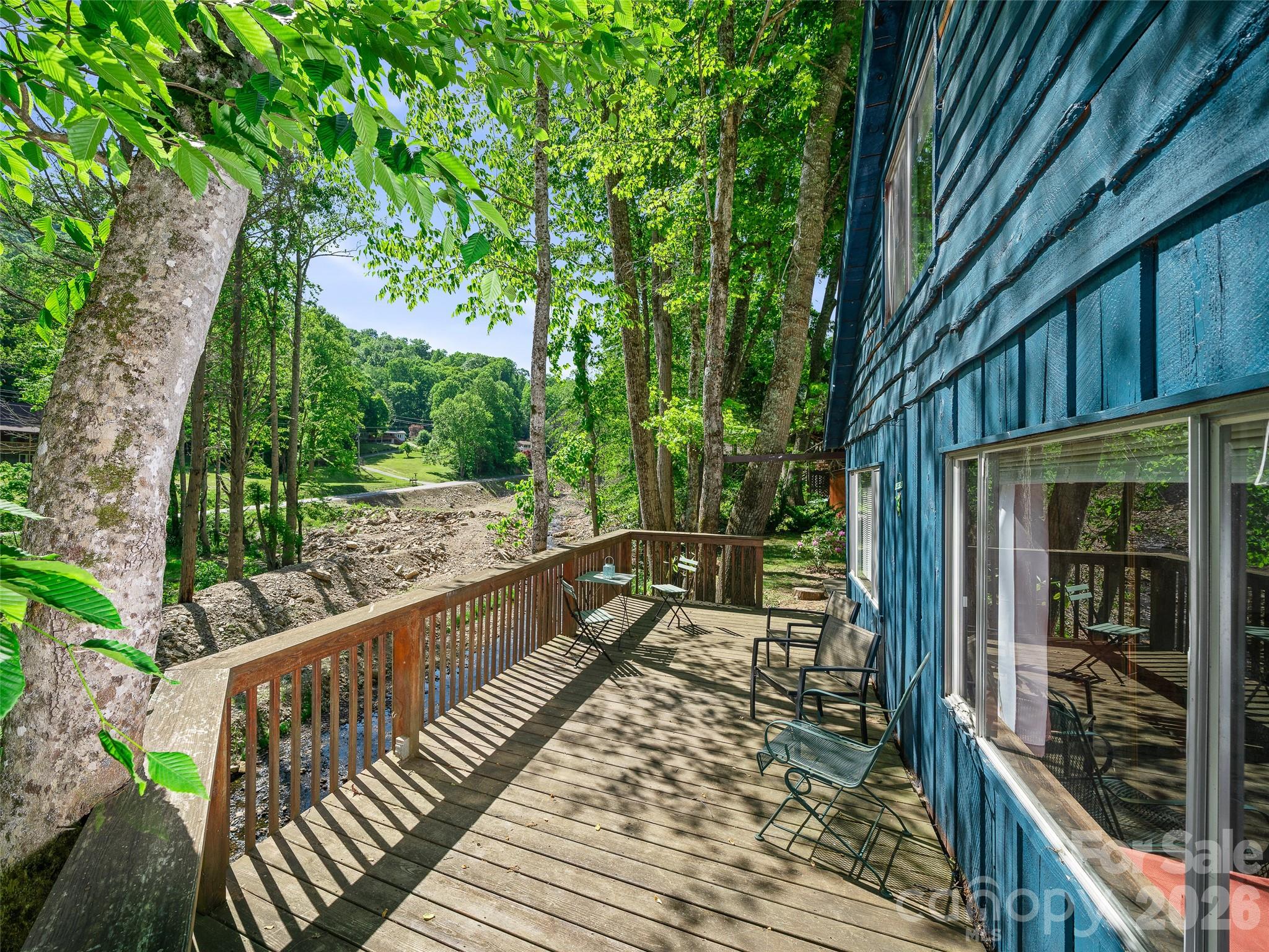 137 Mountain Farm Road Burnsville NC 28714