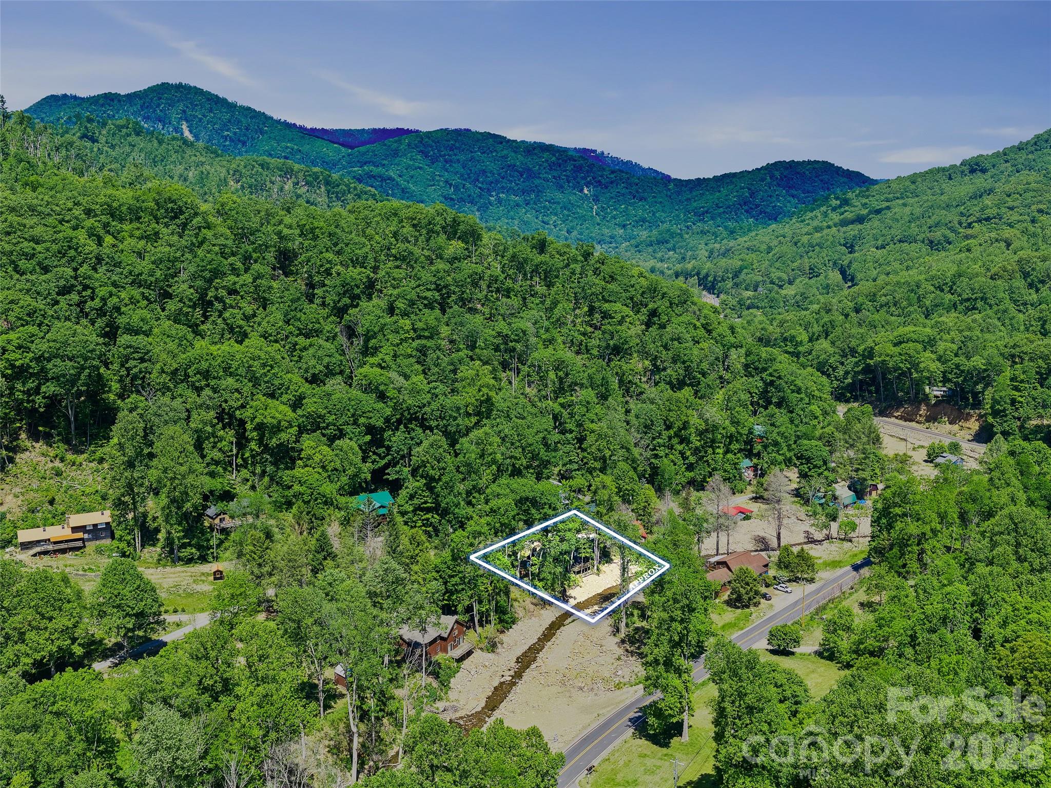 137 Mountain Farm Road Burnsville NC 28714