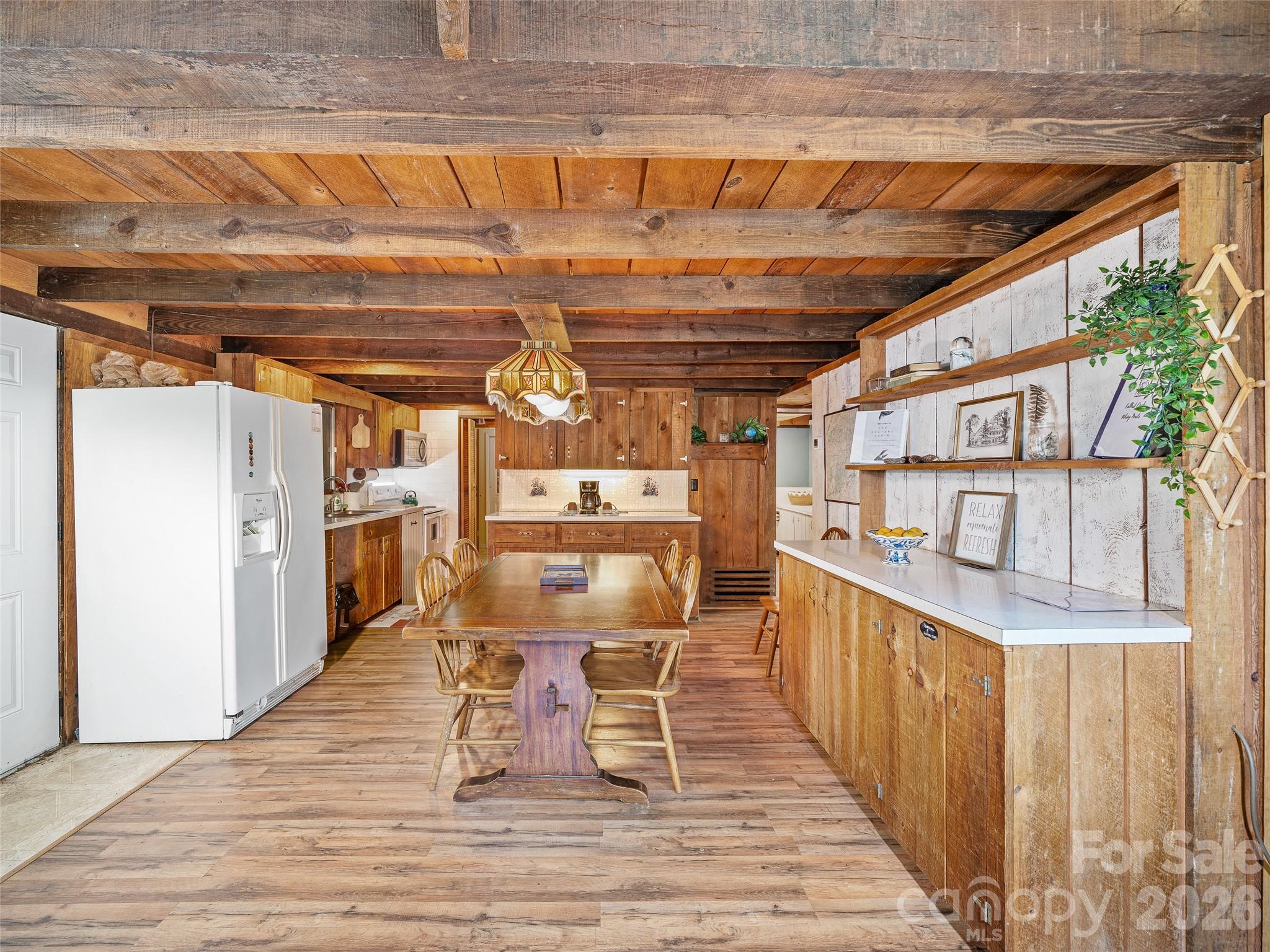 137 Mountain Farm Road Burnsville NC 28714
