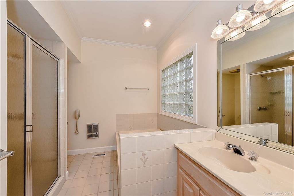 6700 Mahogany Woods Drive Charlotte NC 28210