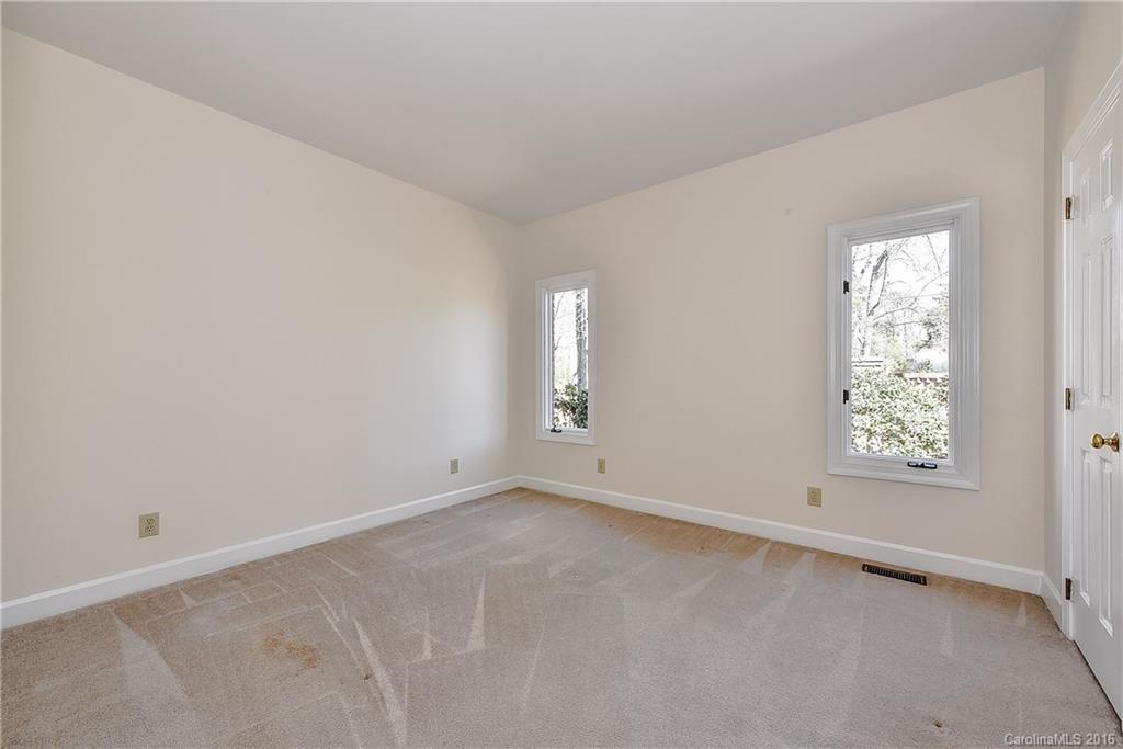 6700 Mahogany Woods Drive Charlotte NC 28210