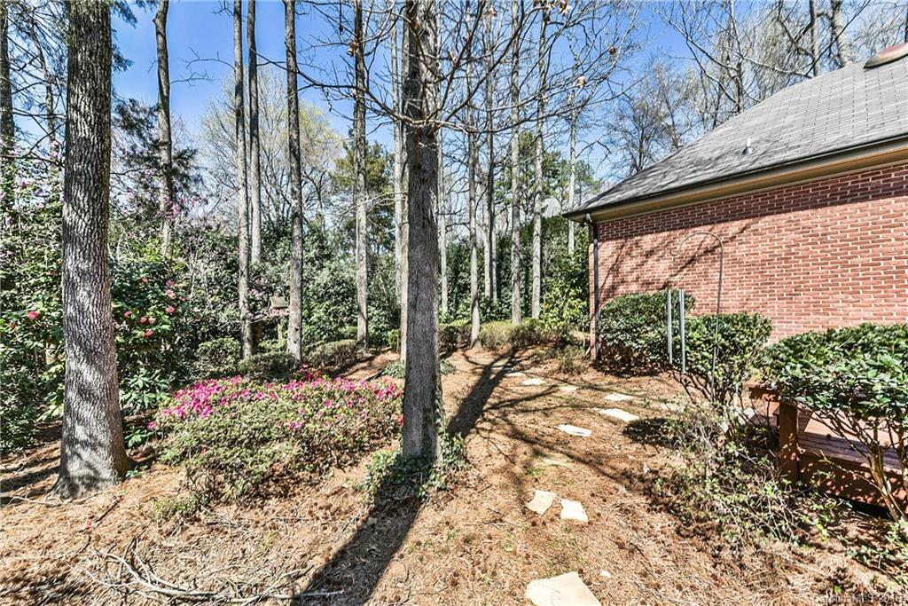 6700 Mahogany Woods Drive Charlotte NC 28210