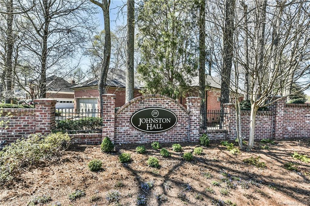 6700 Mahogany Woods Drive Charlotte NC 28210
