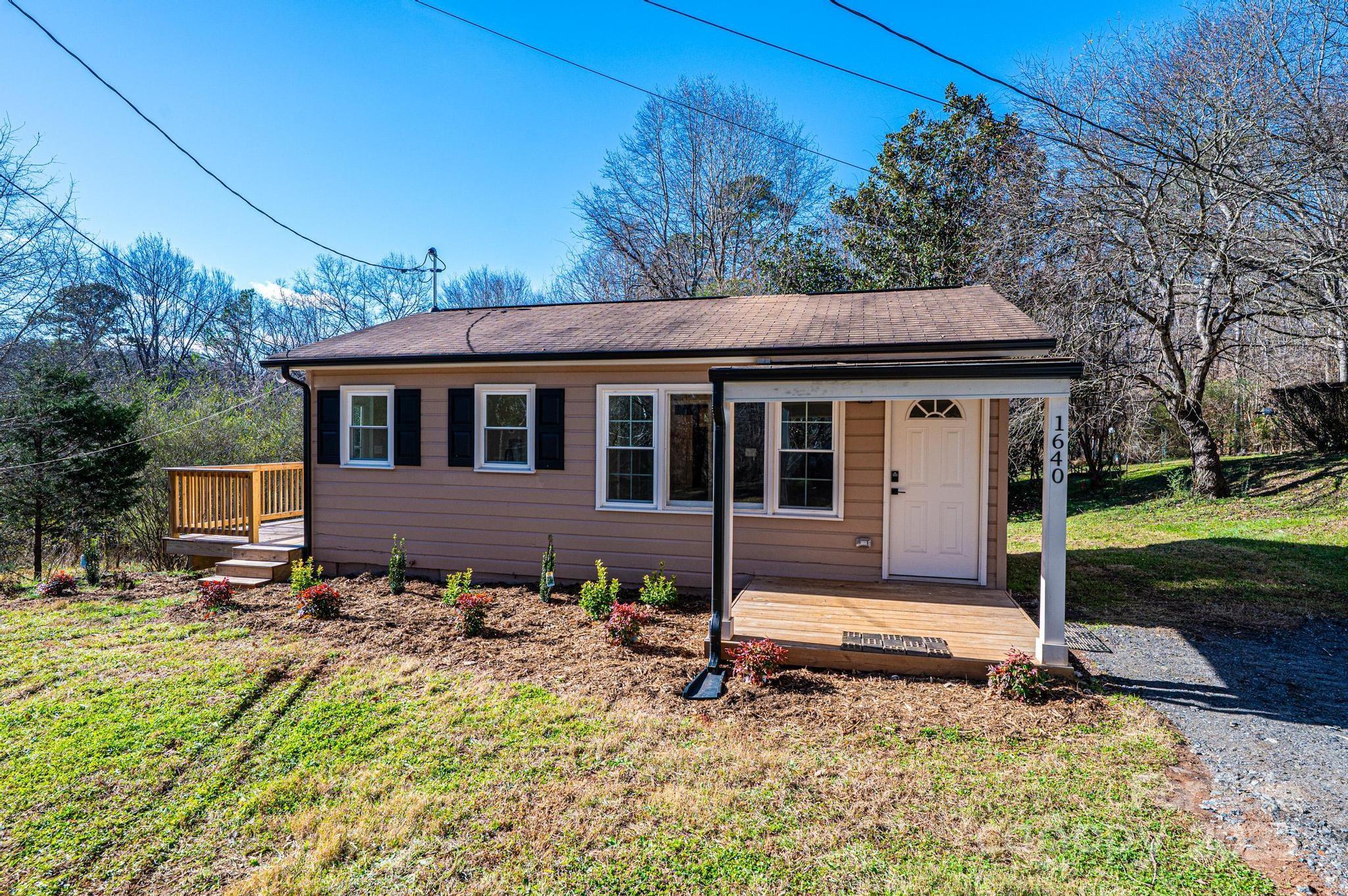 1640 1st Street Circle SE Hickory NC 28602