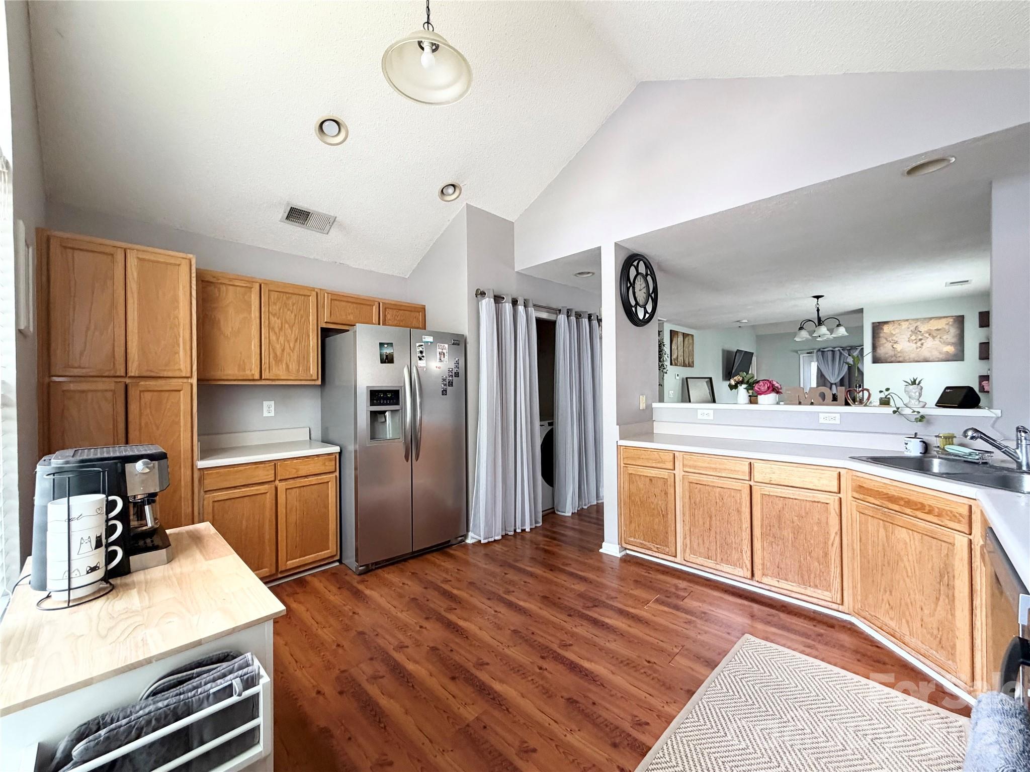 10206 University Park Lane Charlotte NC 28213