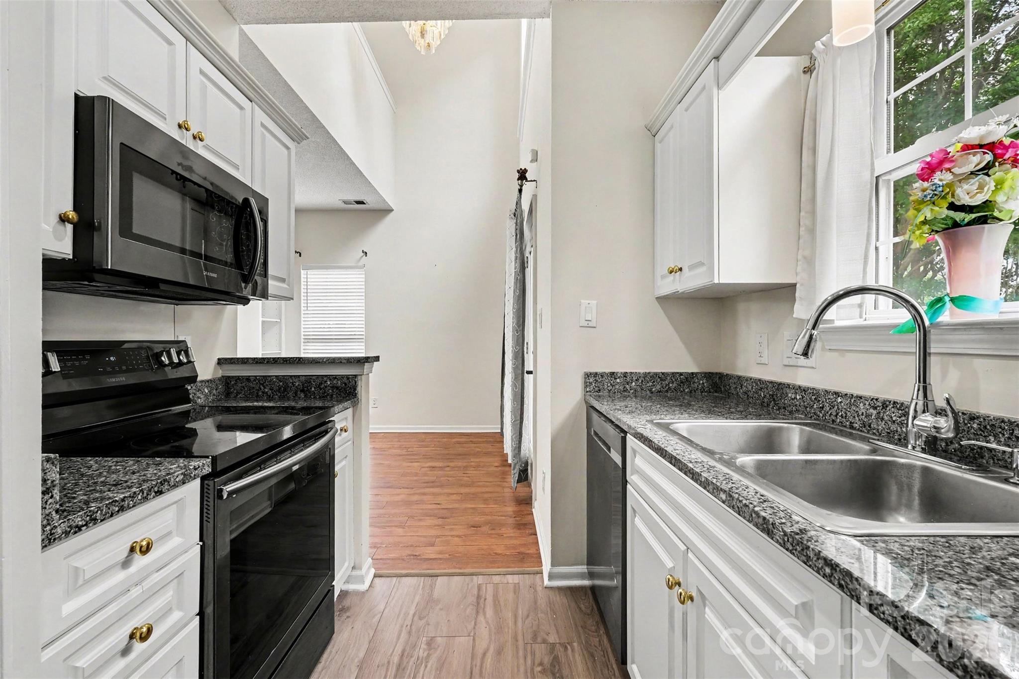 12548 Panthersville Drive Charlotte NC 28269