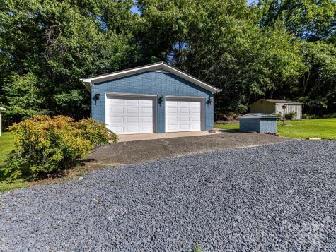 23353 Lake Tillery Road Albemarle NC 28001