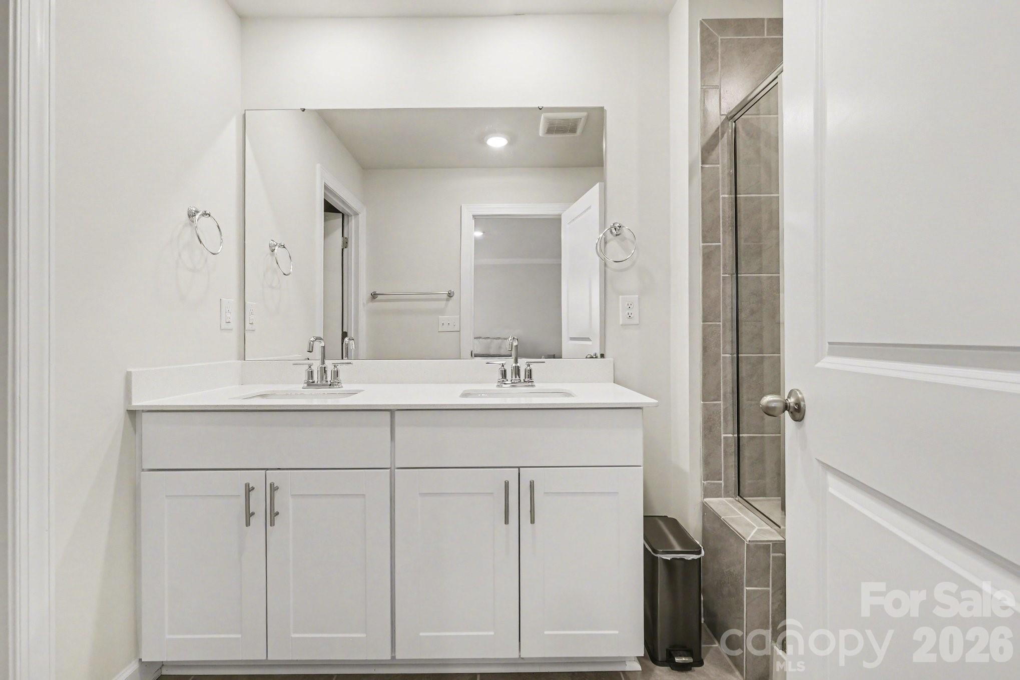 2207 Belterra Drive Charlotte NC 28216