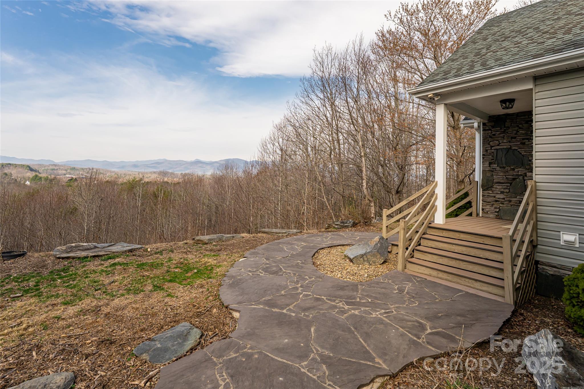 837 California Avenue Marion NC 28752