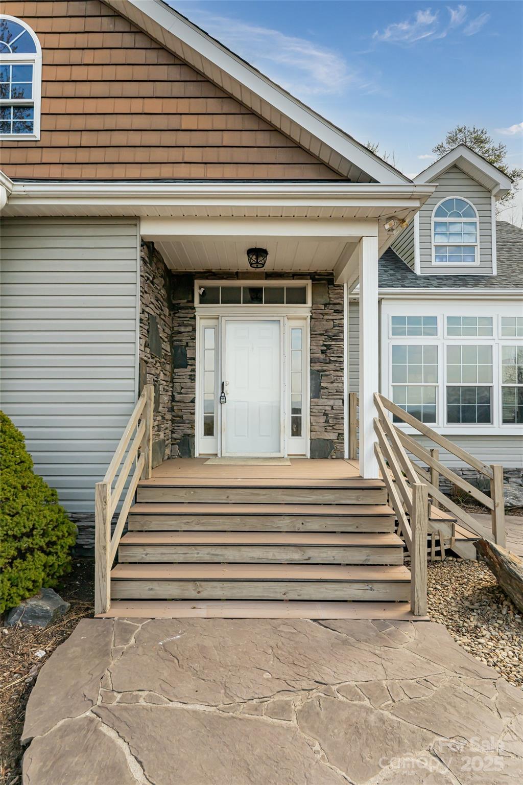 837 California Avenue Marion NC 28752