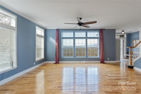 837 California Avenue Marion NC 28752