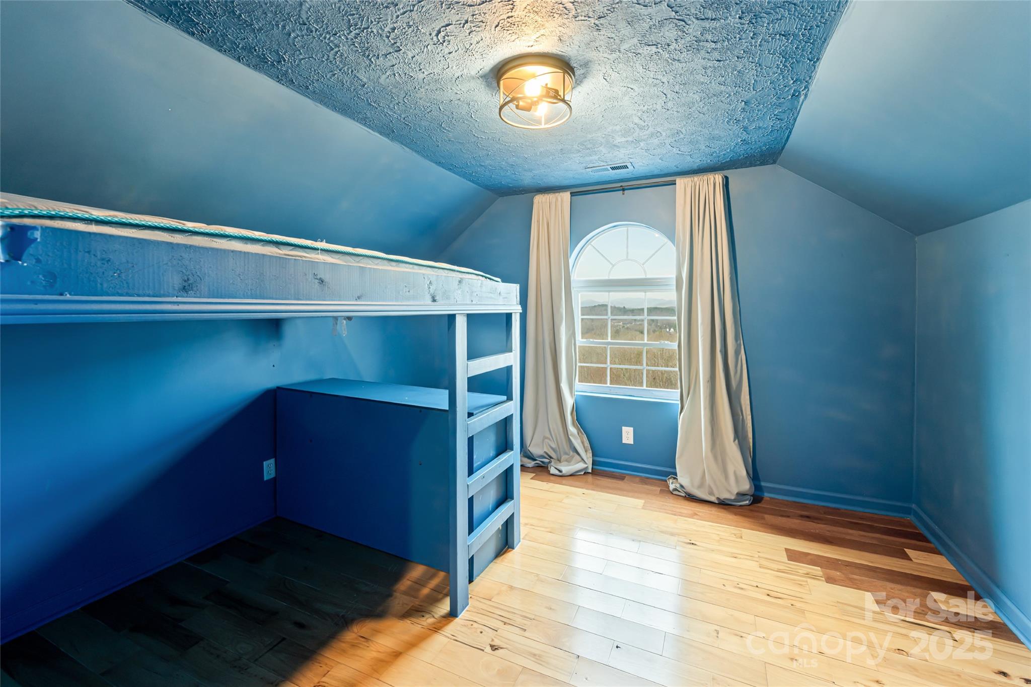 837 California Avenue Marion NC 28752