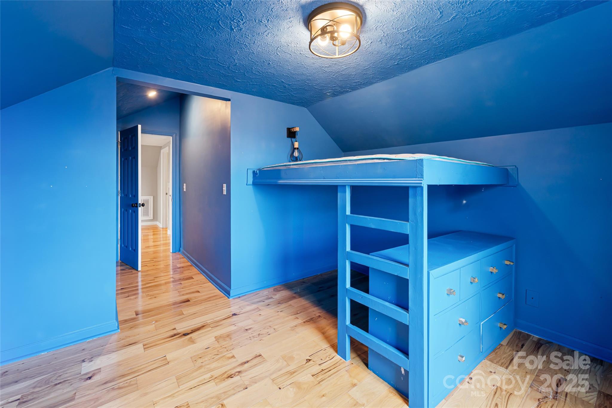 837 California Avenue Marion NC 28752