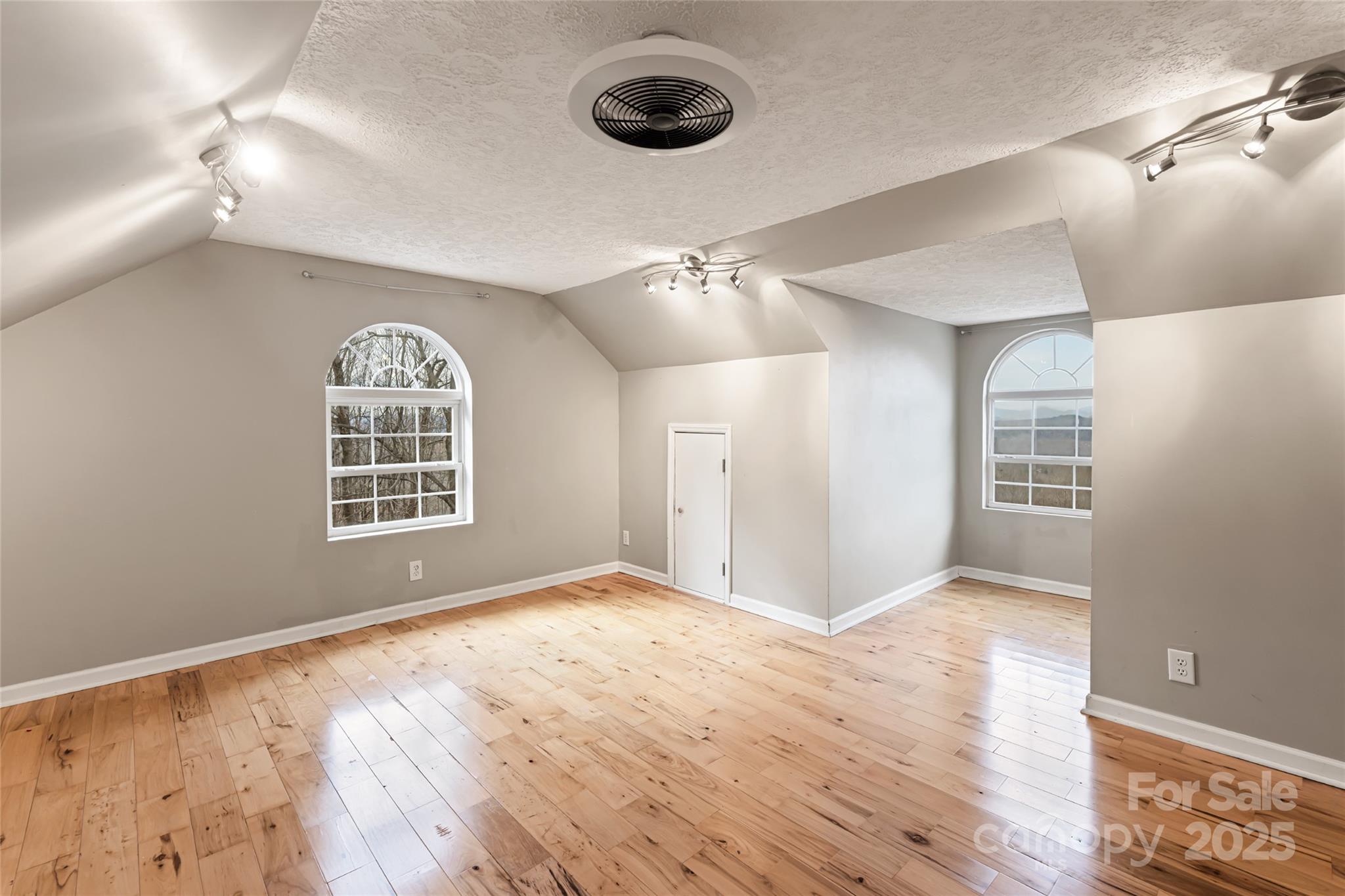 837 California Avenue Marion NC 28752