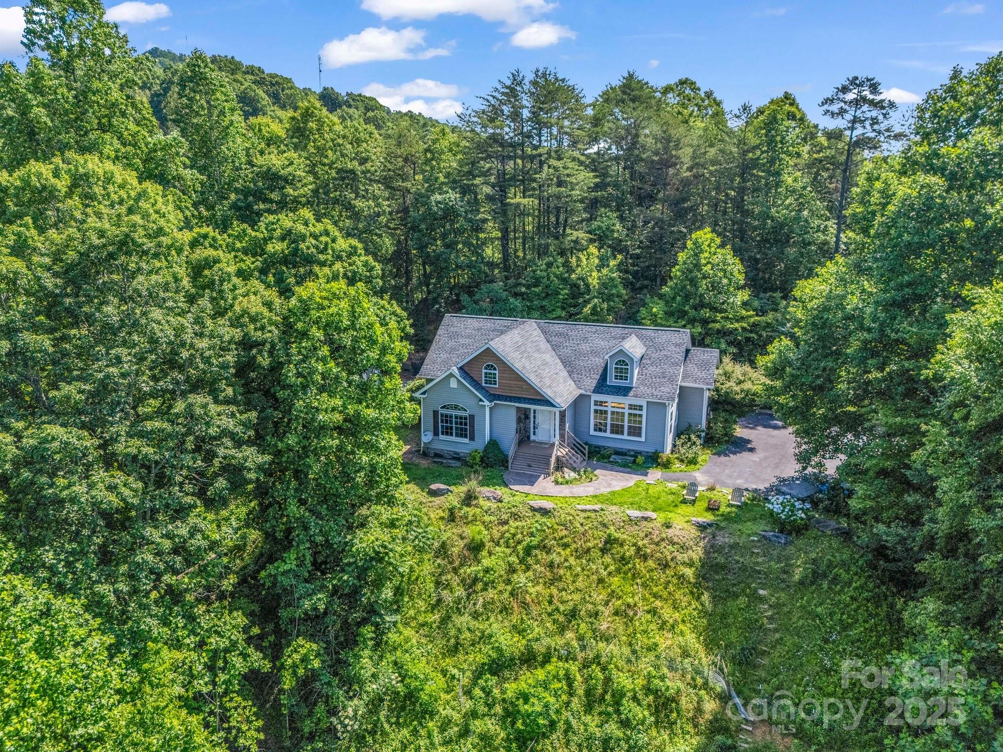 837 California Avenue Marion NC 28752