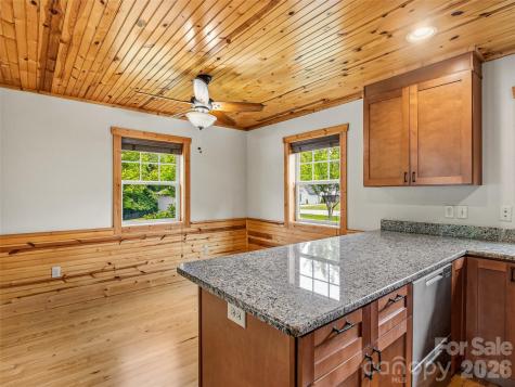 235 Hidden Knoll Drive Hendersonville NC 28792