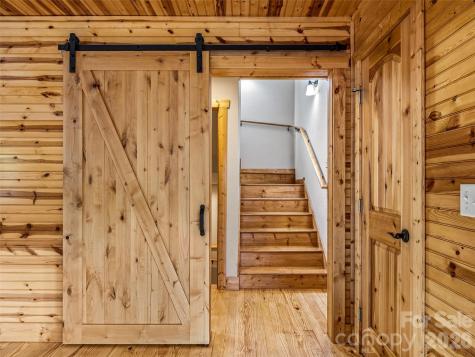 235 Hidden Knoll Drive Hendersonville NC 28792
