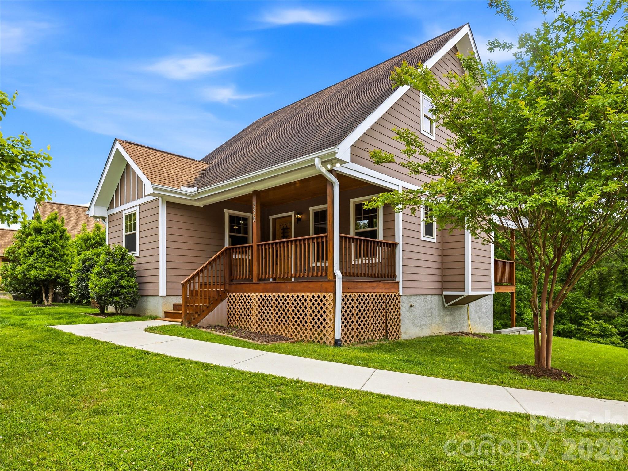 235 Hidden Knoll Drive Hendersonville NC 28792