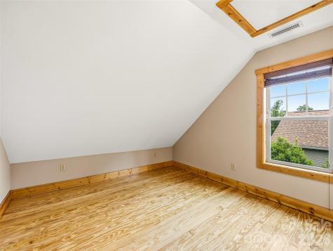 235 Hidden Knoll Drive Hendersonville NC 28792