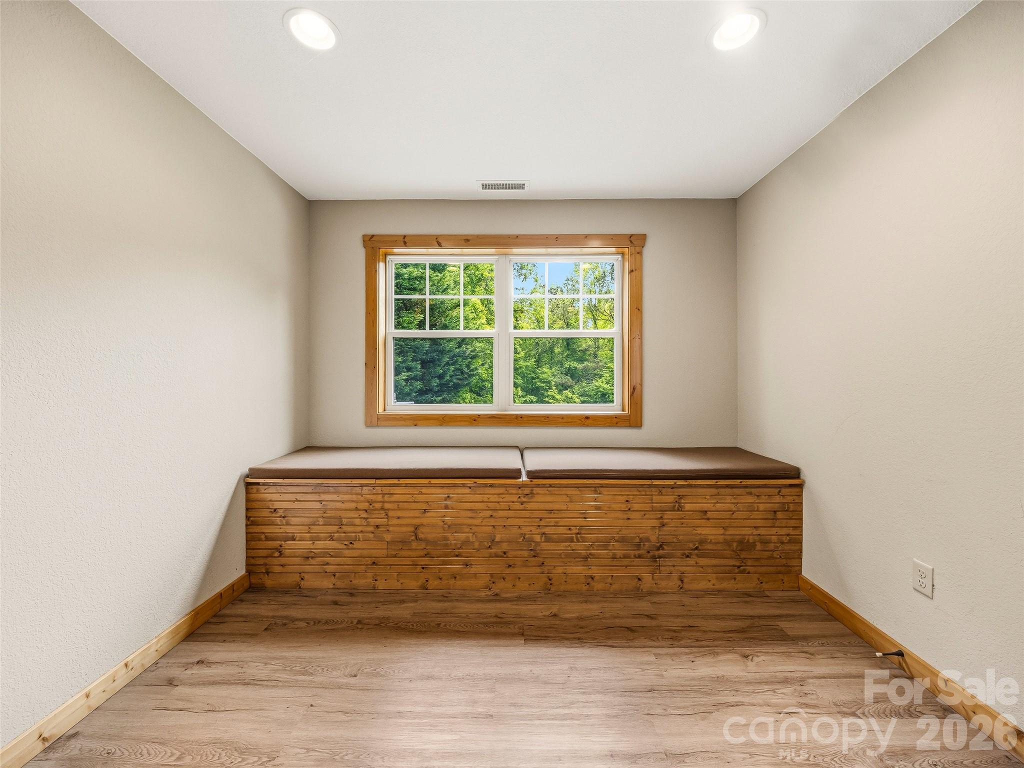235 Hidden Knoll Drive Hendersonville NC 28792