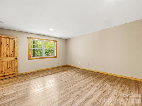 235 Hidden Knoll Drive Hendersonville NC 28792