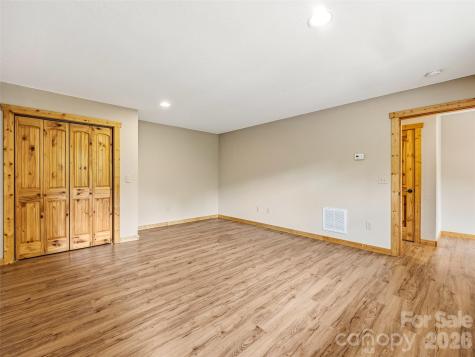 235 Hidden Knoll Drive Hendersonville NC 28792