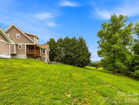 235 Hidden Knoll Drive Hendersonville NC 28792