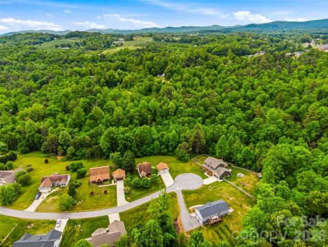 235 Hidden Knoll Drive Hendersonville NC 28792