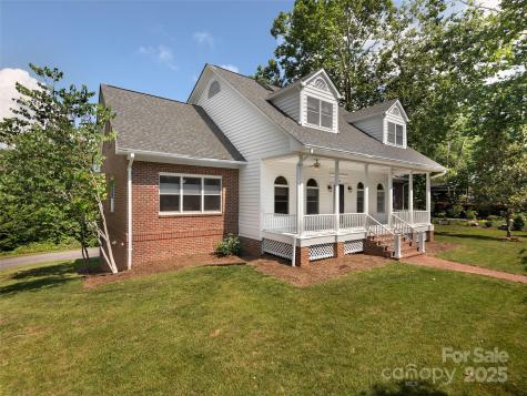 44 Ardoyne Road Asheville NC 28804