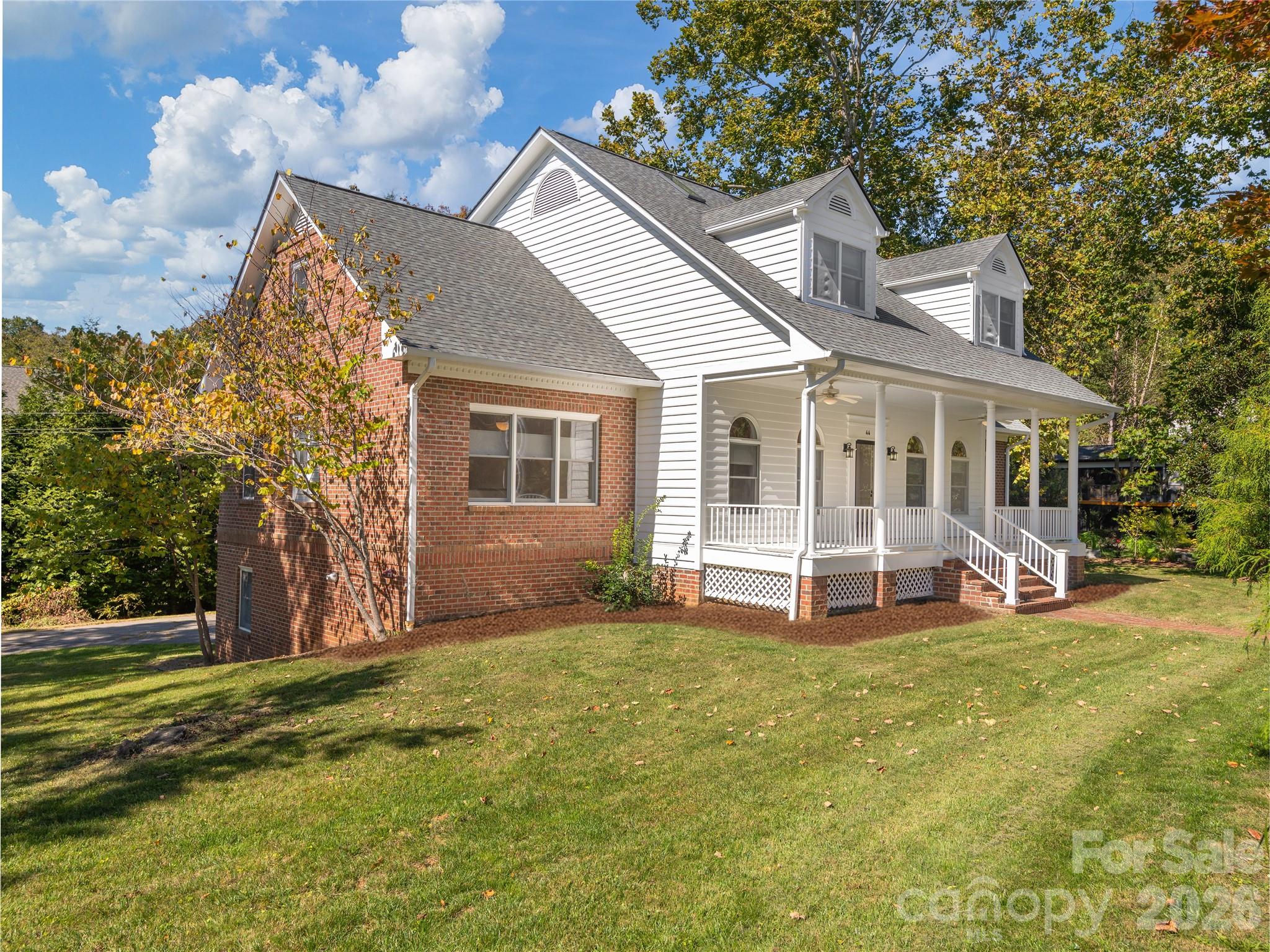 44 Ardoyne Road Asheville NC 28804