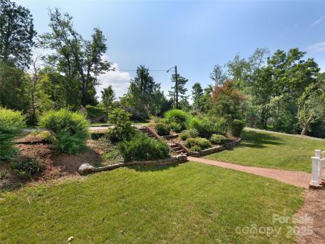 44 Ardoyne Road Asheville NC 28804