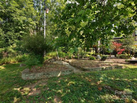 44 Ardoyne Road Asheville NC 28804